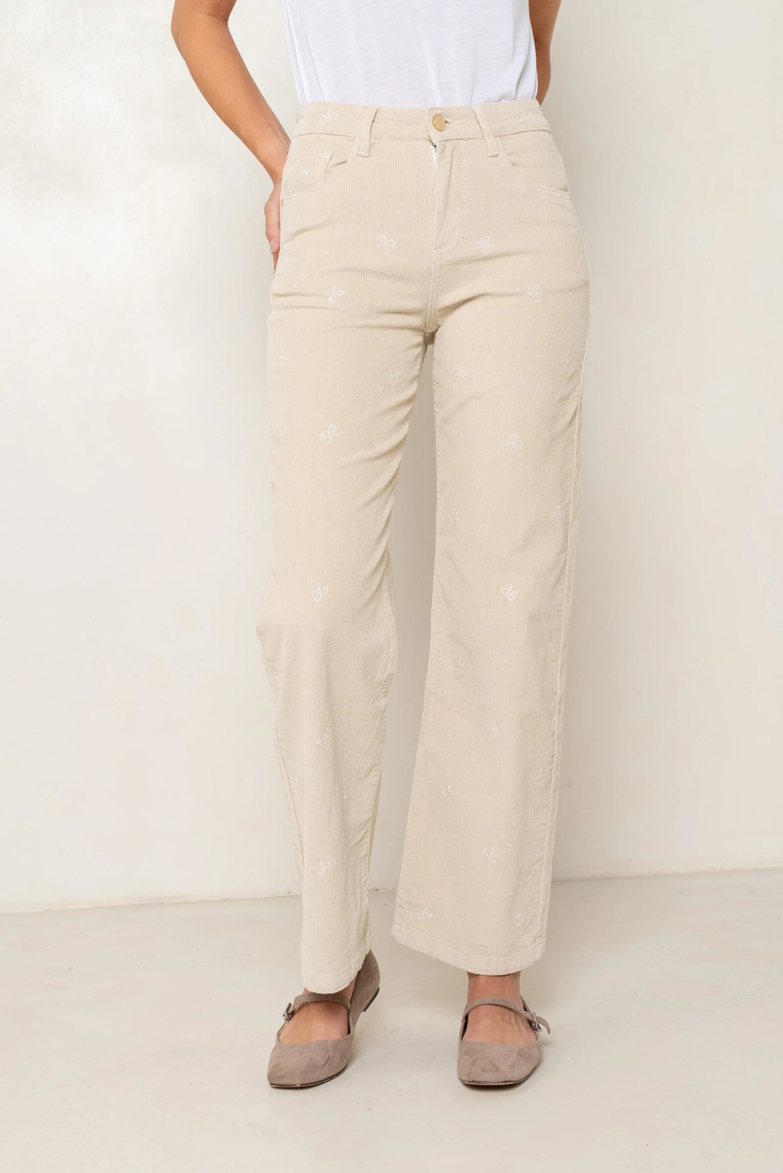 Pantalón terciopelo con lazos